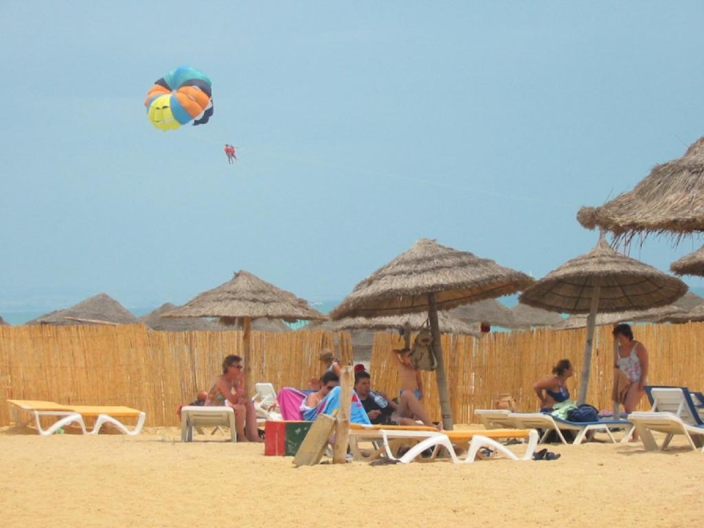 فندق Daphne Bahia Beach الحمامات المظهر الخارجي الصورة